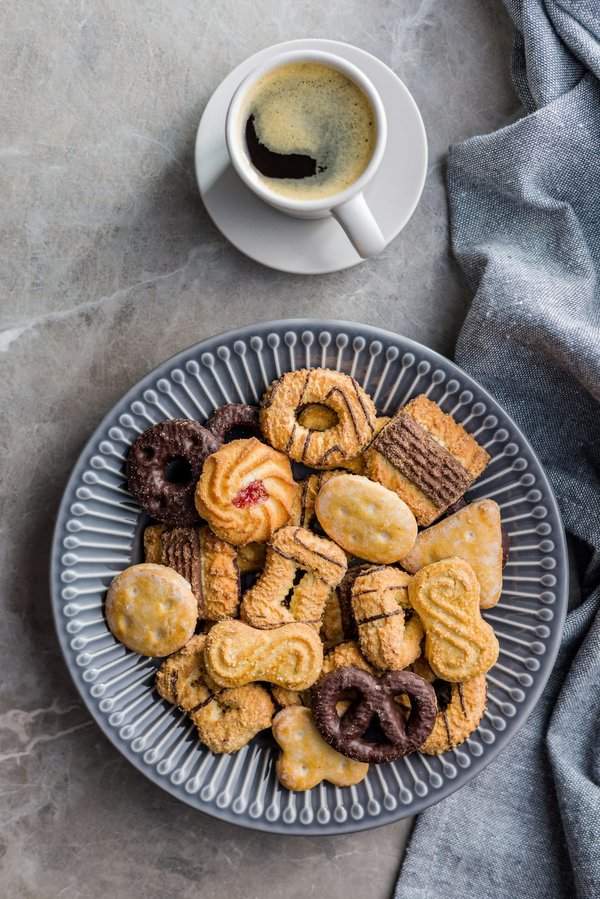 Quels sont les secrets pour des biscuits sablés au thé matcha croquants et délicieux?